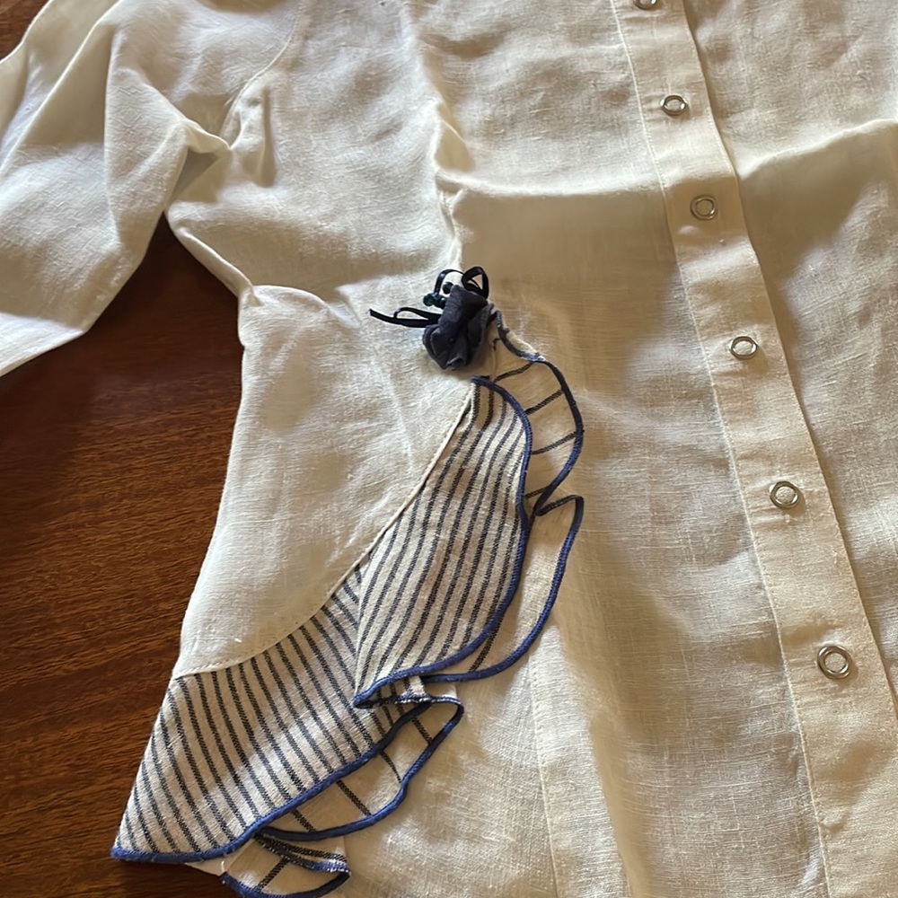 White linen shirt - Picture 3 of 6